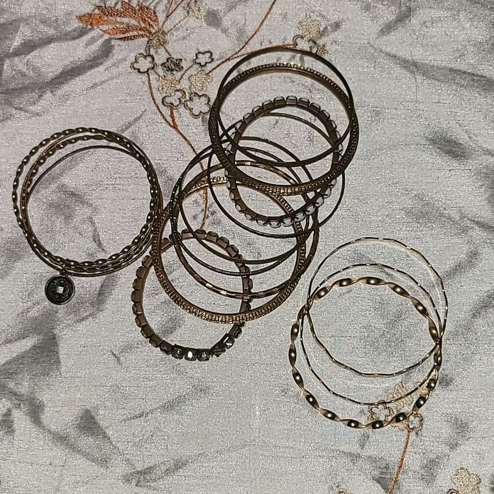 Mixed Gold Bracelet Lot